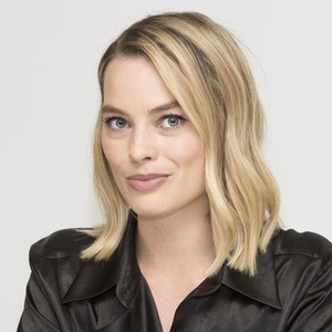 Margot Robbie A7b0a3902563124