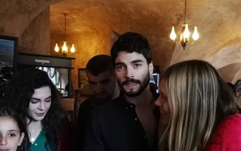 Hercai - set - poze A178db1221546134