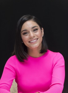 Vanessa Hudgens 7d52301023103784