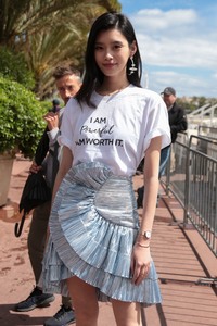 Ming Xi          137c9d898276044