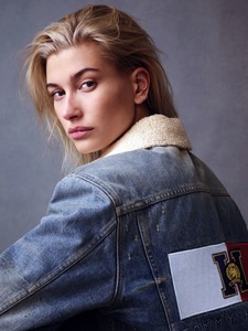 Hailey Baldwin - Sayfa 2 Dee8bc957156974