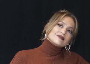 Jennifer Lopez 2ffb351023101304