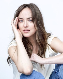 Dakota Johnson Af14341049387564