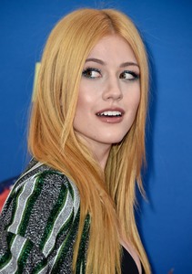 Katherine McNamara 12025f947266854