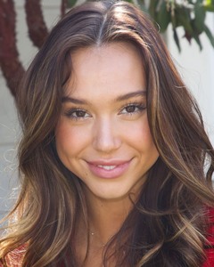 Alexis Ren 6e44151001822094