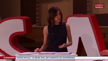 Rebecca Fitoussi - Avril  2019  Fea8c41193478814