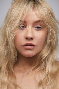 Christina Aguilera  Df96d4931595544