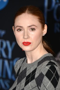 Karen Gillan 2001221049562364