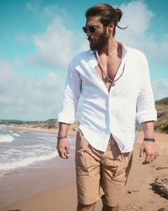 Can Yaman          235f0c1007209484