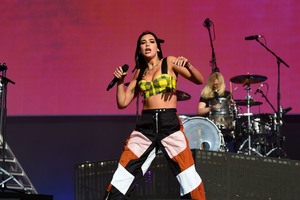 Dua Lipa        C57df3957129474