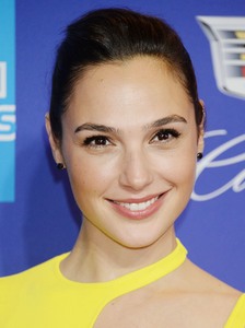 Gal Gadot  Cf7c53902362924