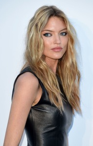 Martha Hunt 1c3697896307594