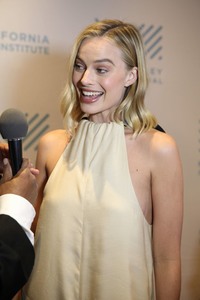 Margot Robbie 5fd91d902562304