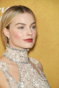 Margot Robbie - Sayfa 2 76f1181053480114