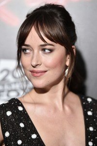 Dakota Johnson 0fceff986896784