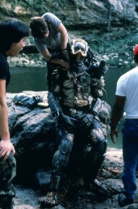 Хищник / Predator (Арнольд Шварценеггер / Arnold Schwarzenegger, 1987) - Страница 2 D3a50a726636553