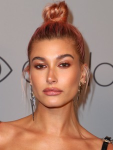 Hailey Baldwin 11d121904410034