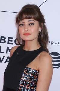 Ella Purnell 1c71e1945065184