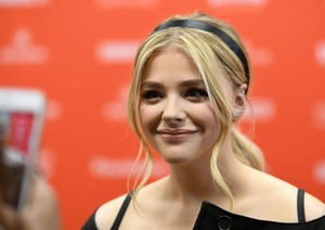 Chloe Grace Moretz E7e471902021864