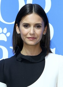 Nina Dobrev A465c3939013574