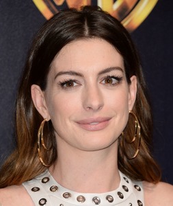 Anne Hathaway 94c46d934628804