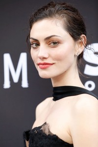 Phoebe Tonkin B312451048386534