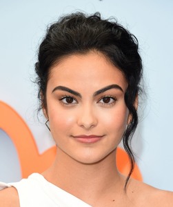 Camila Mendes 0e8741893702374