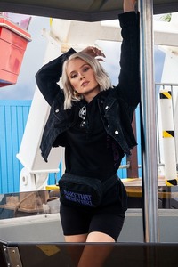 Zara Larsson 65f2311011566114