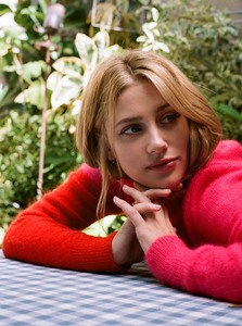 Lili Reinhart  E403ed967689734