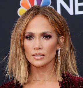 Jennifer Lopez 933cab896350384