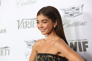 Sarah Hyland B62a49976553304