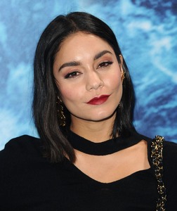 Vanessa Hudgens 1b5345993752974