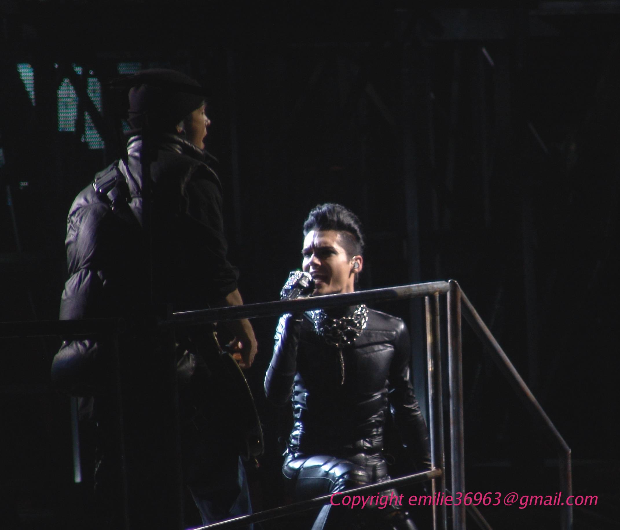 [Photos] Concert Bercy 14/04/2010 par emilie36963 1DSC00104