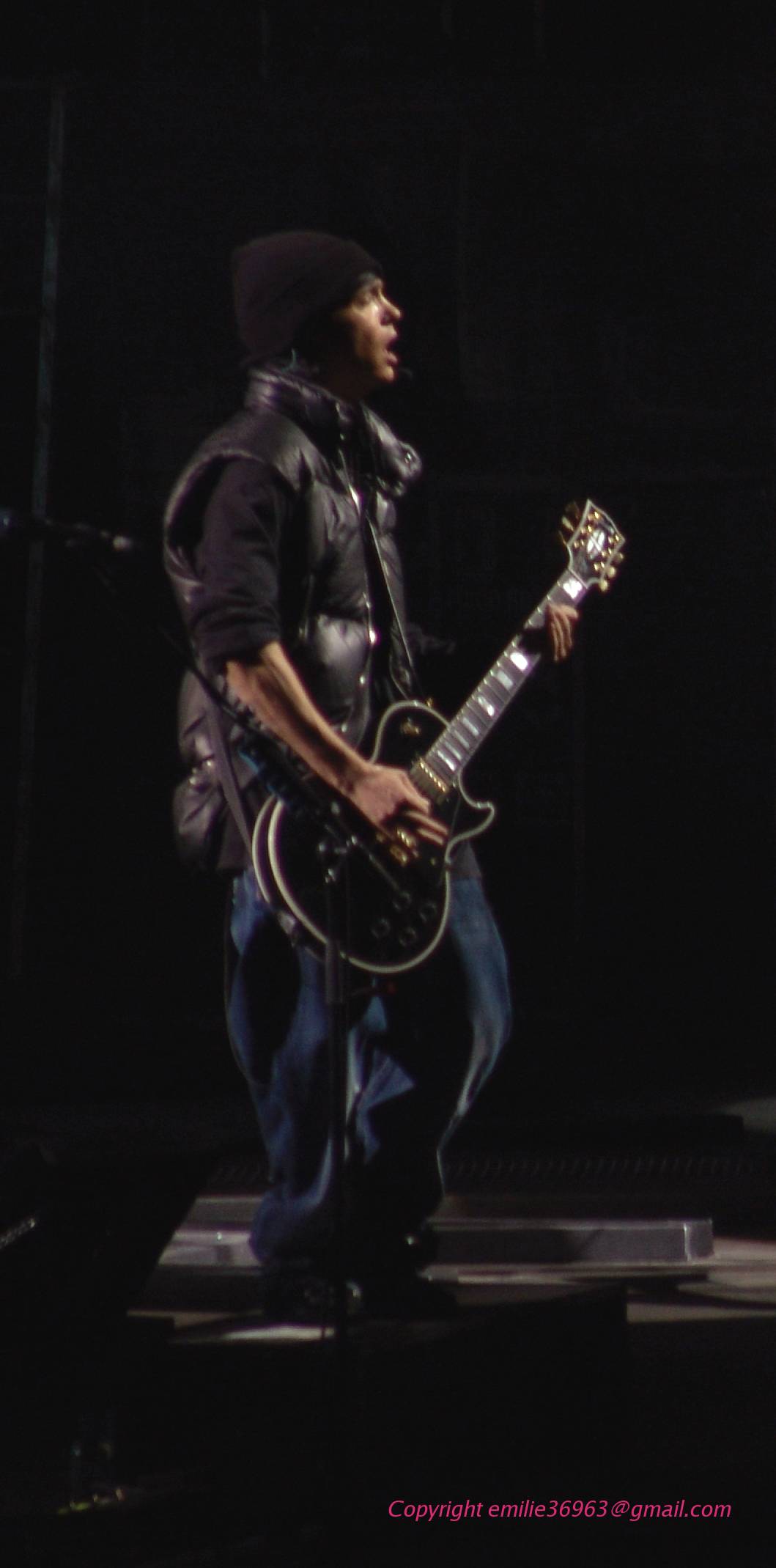 [Photos] Concert Bercy 14/04/2010 par emilie36963 1DSC00110