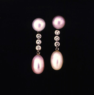 LAS JOYAS MÁS HERMOSAS DEL MUNDO - Página 9 Pearl_Drop_Earrings_lg