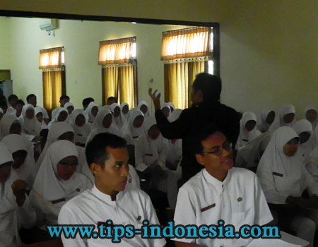 KULIAH PAKAR PSYCHO SPIRITUAL FOR SUCCESS AKADEMI KEPERAWATAN DI LAMONGAN 3