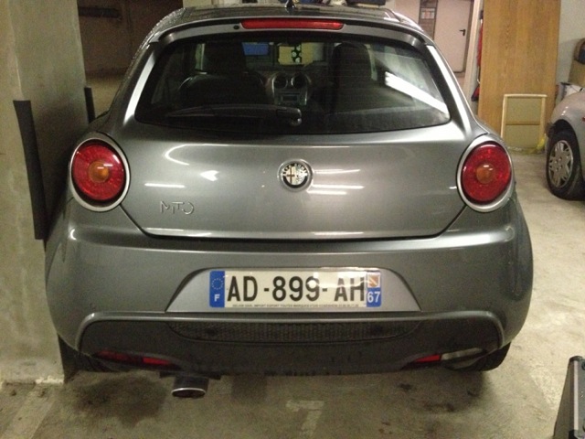 [TUTORIEL] Changement Emblèmes, logo Avant arrière Alfa romeo MiTo 027