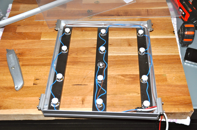Fabrication rampe LED DIY pour nano cube Dennerle 60L Rampeled20