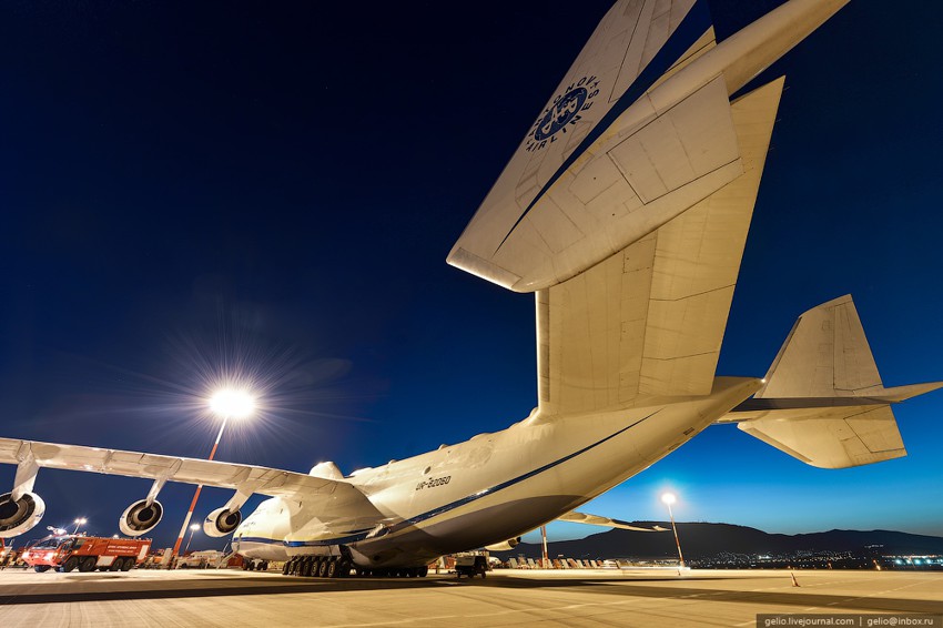 AN-225 "Mriya" - máy bay lớn nhất thế giới 12e09aec839bb7d8d67e0805aea332b7