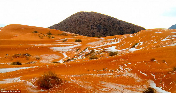 И пустините се убави Sneg-vo-sahara-nevoobicaeno-06