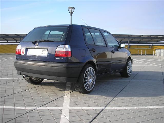 Ma Golf 3... Sub, ampli, KE, interieur...jantes Voir Page 10 - Page 5 PB270136%20(Small)