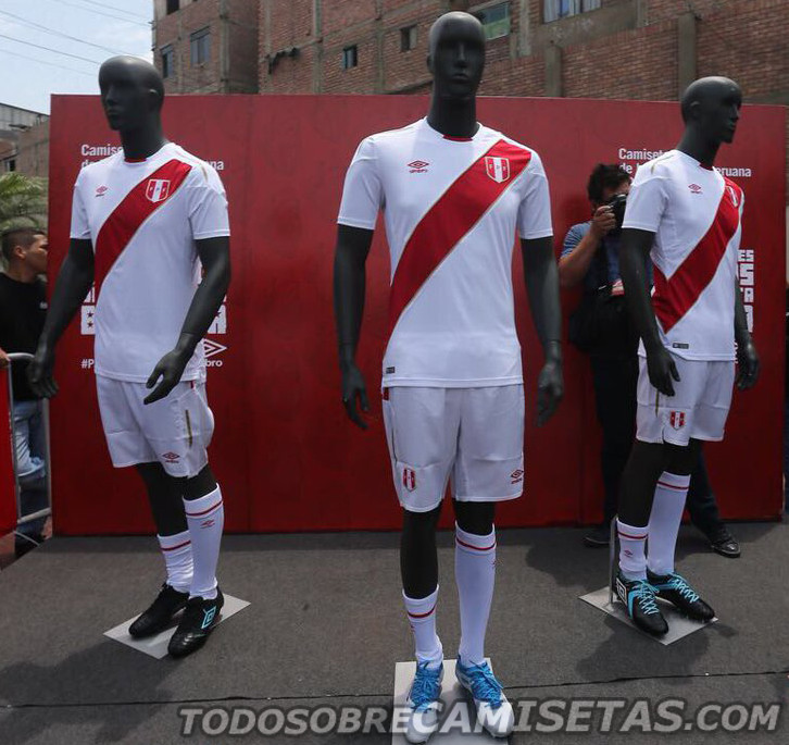 Camisetas Mundial 2018 Camiseta-umbro-peru-rusia-2018-2