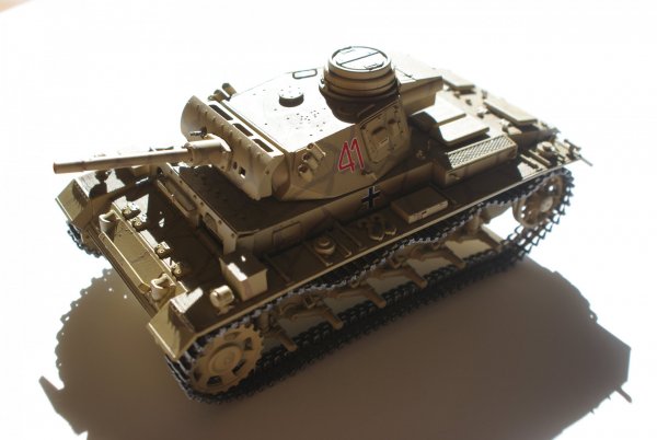 [Revell] FlammPanzer III 1/35 de reprise 035bd43c-bbe5-4848-a605-7ff476449908