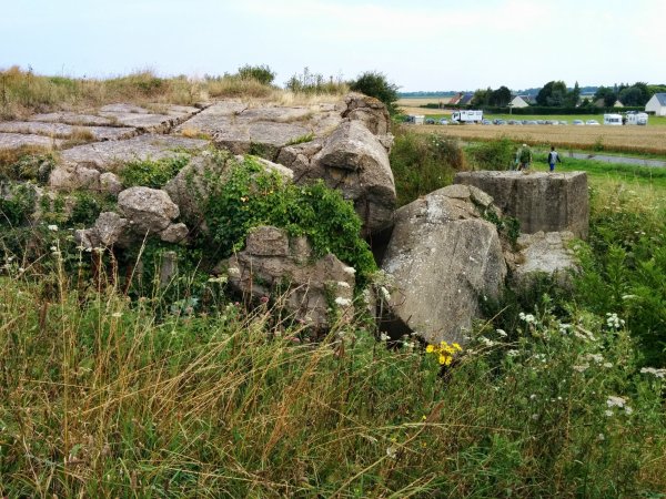 Batterie de Longues-sur-Mer (Normandie) 2078a701-a084-4c80-8f34-5b46a8aef5c5