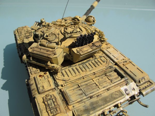 T-72 syrien 1:35 63d4ea25-f0bc-41fb-8f74-23abe958f45c