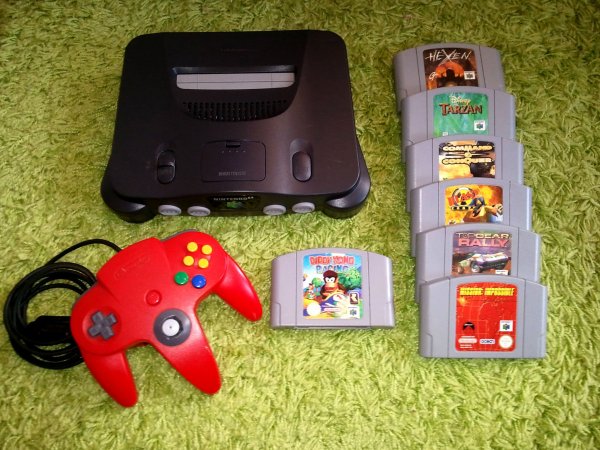 du Mega-CD, NES, lot n64 et lot snes 8f0bd3f0-544a-42b3-b66a-cd9d177fba25