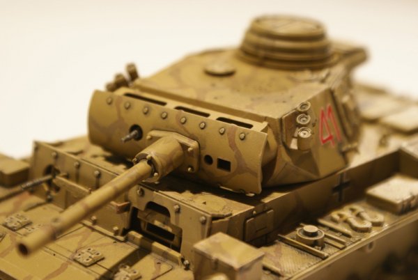 [Revell] FlammPanzer III 1/35 de reprise C0e053ce-56bc-48a4-bbea-c05ca29ed980