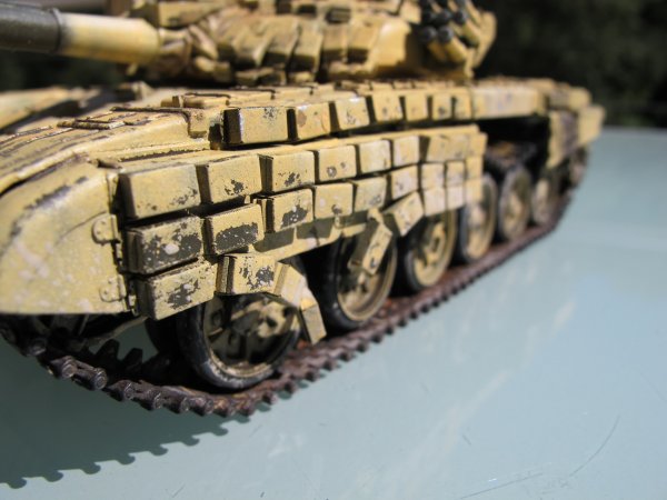 T-72 syrien 1:35 C51a4c53-978f-4fc8-a3dc-a226e4a31c67