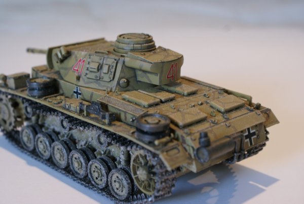 [Revell] FlammPanzer III 1/35 de reprise D46a90ca-05cb-441b-8a8c-a535d1d9bb86