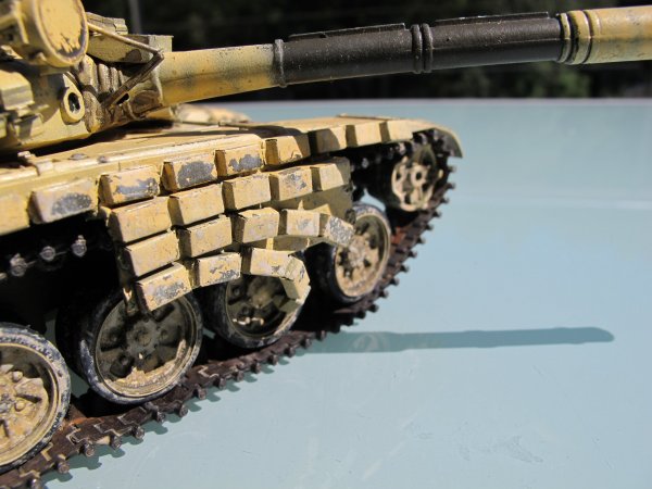 T-72 syrien 1:35 D4a3f9d7-6c7f-4a43-b9da-43ab6e892511